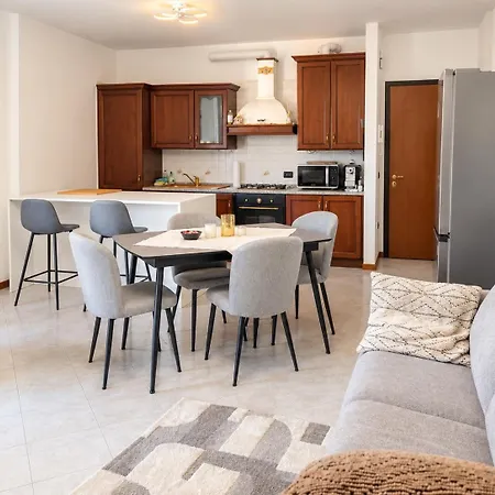 Apartamento Domus Estense Ampio Living, Terrazza E Parcheggio Gratis Ferrara
